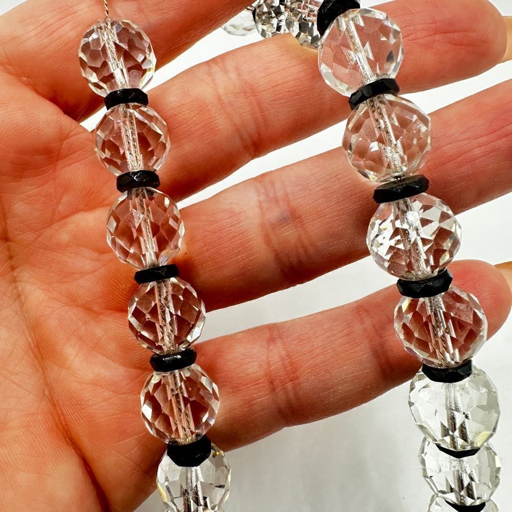 15” faceted Crystal necklace strung on a 10kt yellow gold chain! - Picture 4 of 12